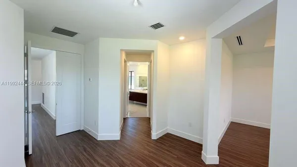 $18,500 | 19708 Northeast 14th Avenue, Miami, FL 33179