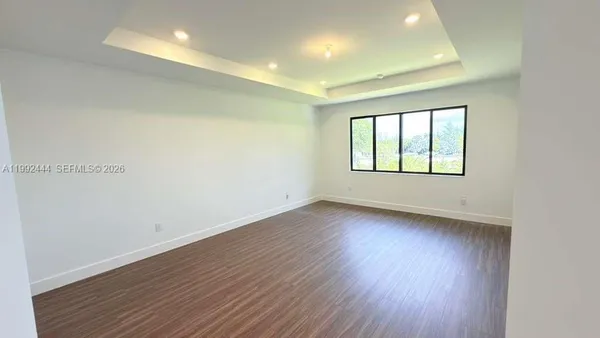 $18,500 | 19708 Northeast 14th Avenue, Miami, FL 33179