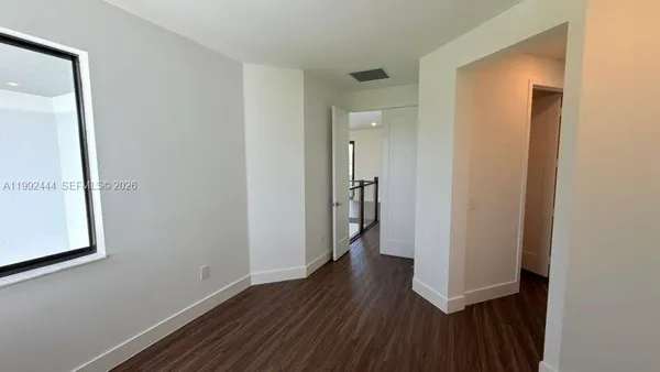 $18,500 | 19708 Northeast 14th Avenue, Miami, FL 33179