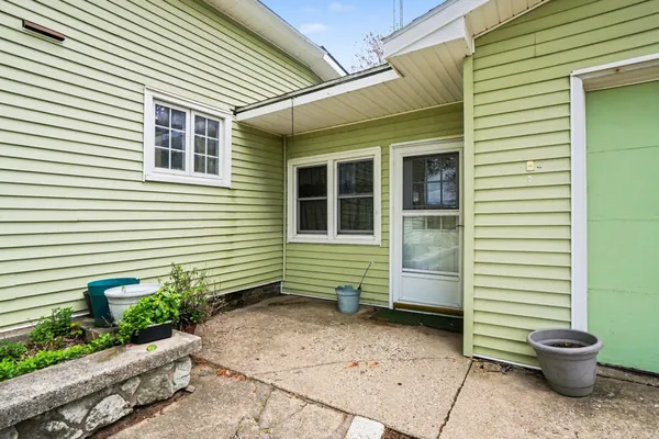 $499,900 | 14361 76th Street, South Haven, MI 49090