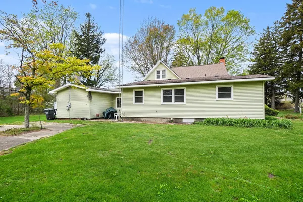 $499,900 | 14361 76th Street, South Haven, MI 49090