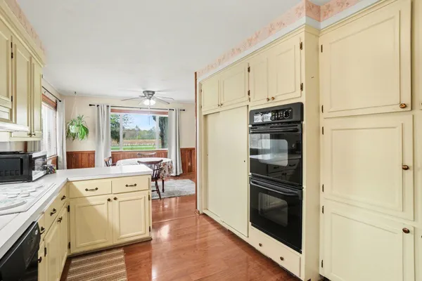 $499,900 | 14361 76th Street, South Haven, MI 49090