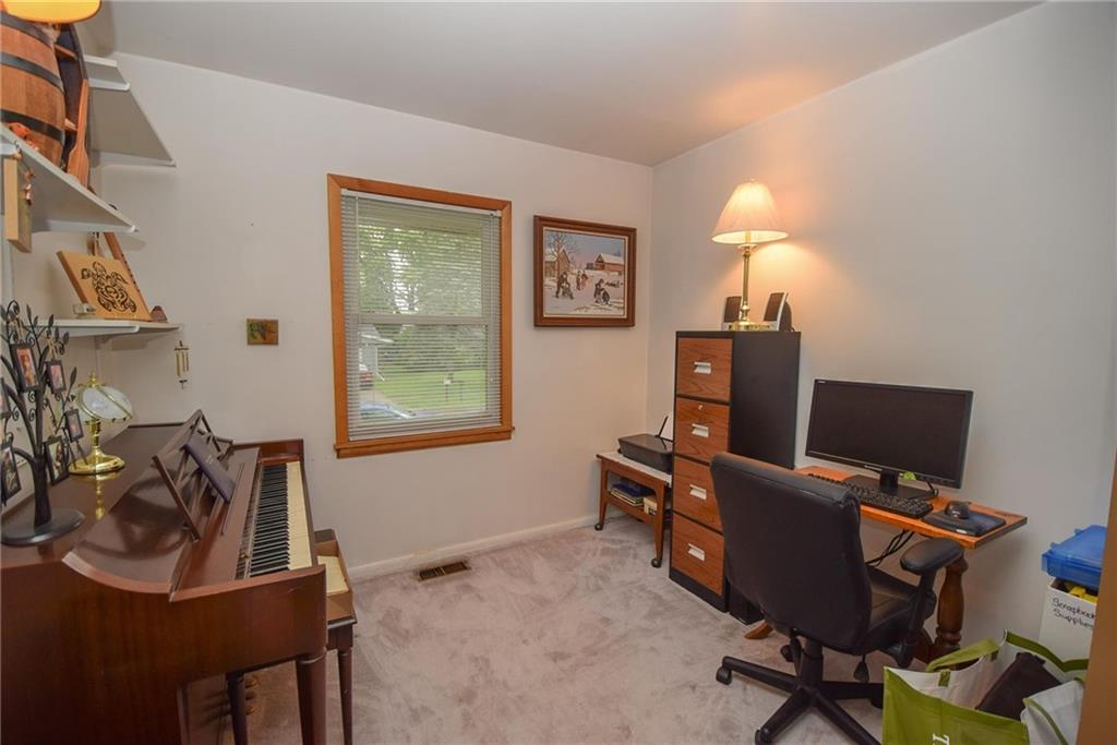 2305 West Concord Road Muncie, IN 47304 - Photo 13 of 21 Gallery Image 13