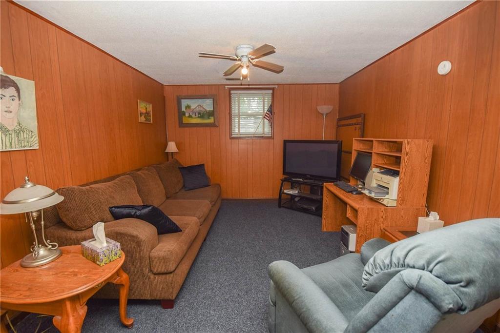 2305 West Concord Road Muncie, IN 47304 - Photo 15 of 21 Gallery Image 15