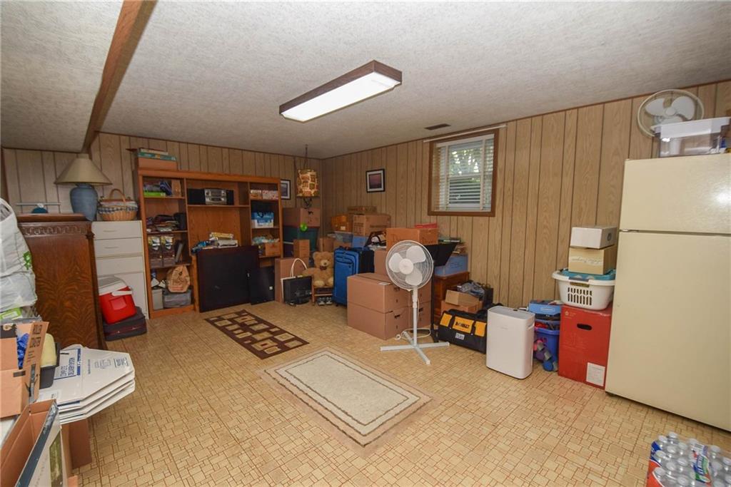 2305 West Concord Road Muncie, IN 47304 - Photo 17 of 21 Gallery Image 17