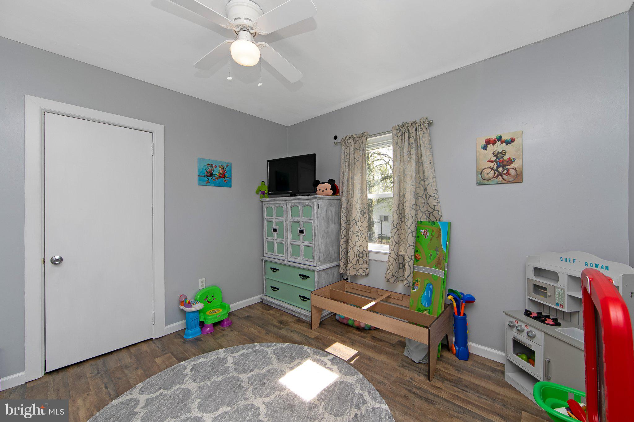 332 South Fellowship Road Maple Shade, NJ 08052 - Photo 16 of 39 Bright and playful children's room.