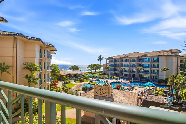 $1,598,000 | 4-820 Kuhio Highway, Unit B302, Kapaa, HI 96746