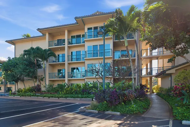 $1,598,000 | 4-820 Kuhio Highway, Unit B302, Kapaa, HI 96746
