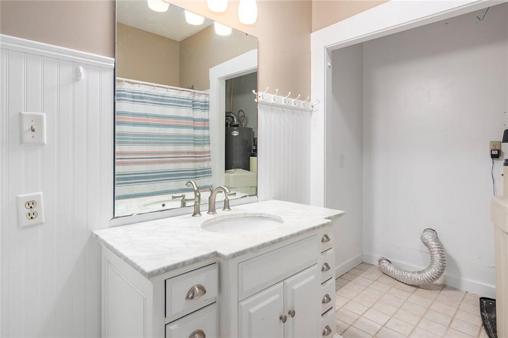215 South Main Street Pendleton, IN 46064 - Photo 13 of 20 Gallery Image 13