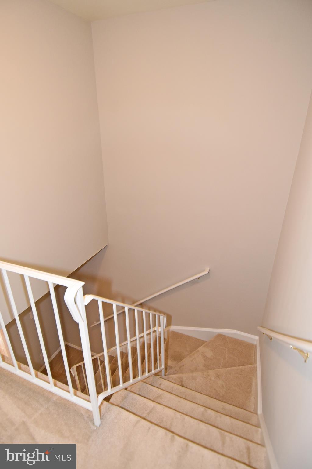 2412 Alsop Court Reston, VA 20191 - Photo 19 of 44 Plenty of wall space for photos or artwork.