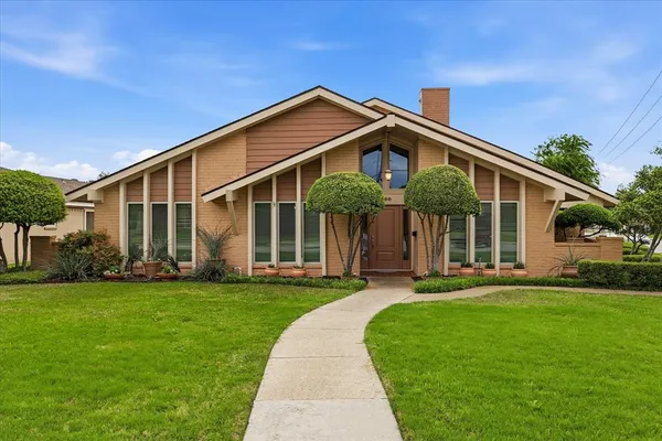 $497,000 | 400 Sheffield Drive, Richardson, TX 75081