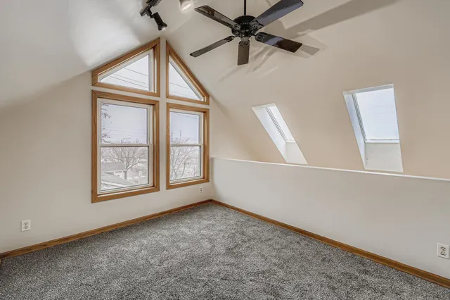 $489,900 | 1581 West Pinehurst Avenue, St. Paul, MN 55116