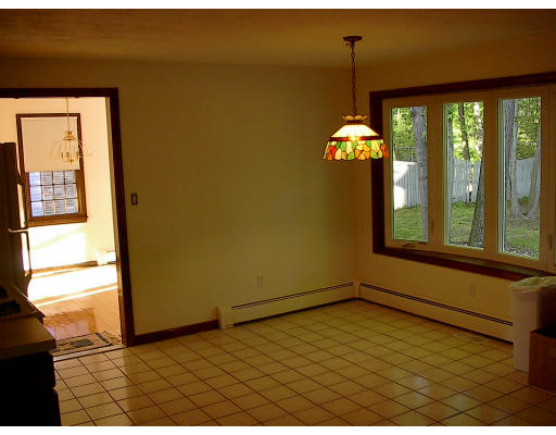 49 Berkeley Road North Andover, MA 01845 - Photo 9 of 11 Gallery Image 9