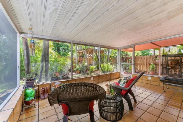 $469,900 | 1428 East River Drive, Margate, FL 33063