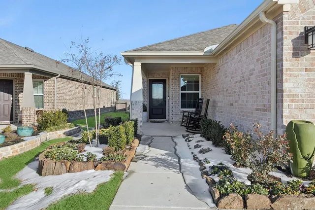 $423,000 | 9304 Riverlight Road, McKinney, TX 75071