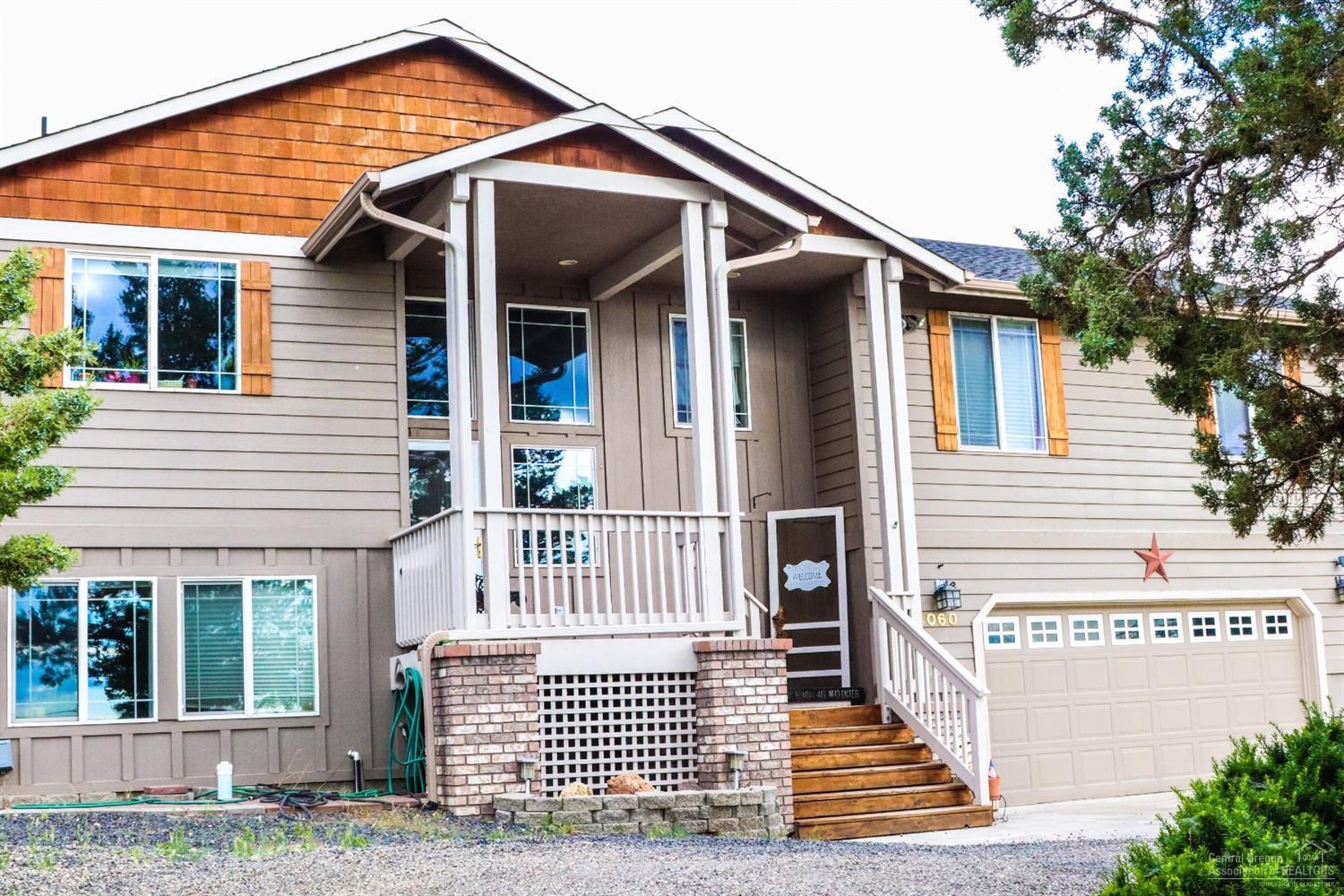 3060 Northeast Yellowpine Road Prineville, OR 97754 - Photo 1 of 25 Primary Photo