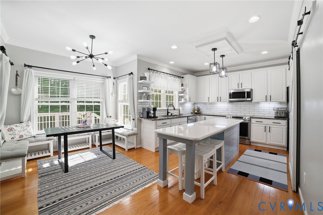 9509 Meadowview Road Henrico, VA 23294 - Photo 7 of 45