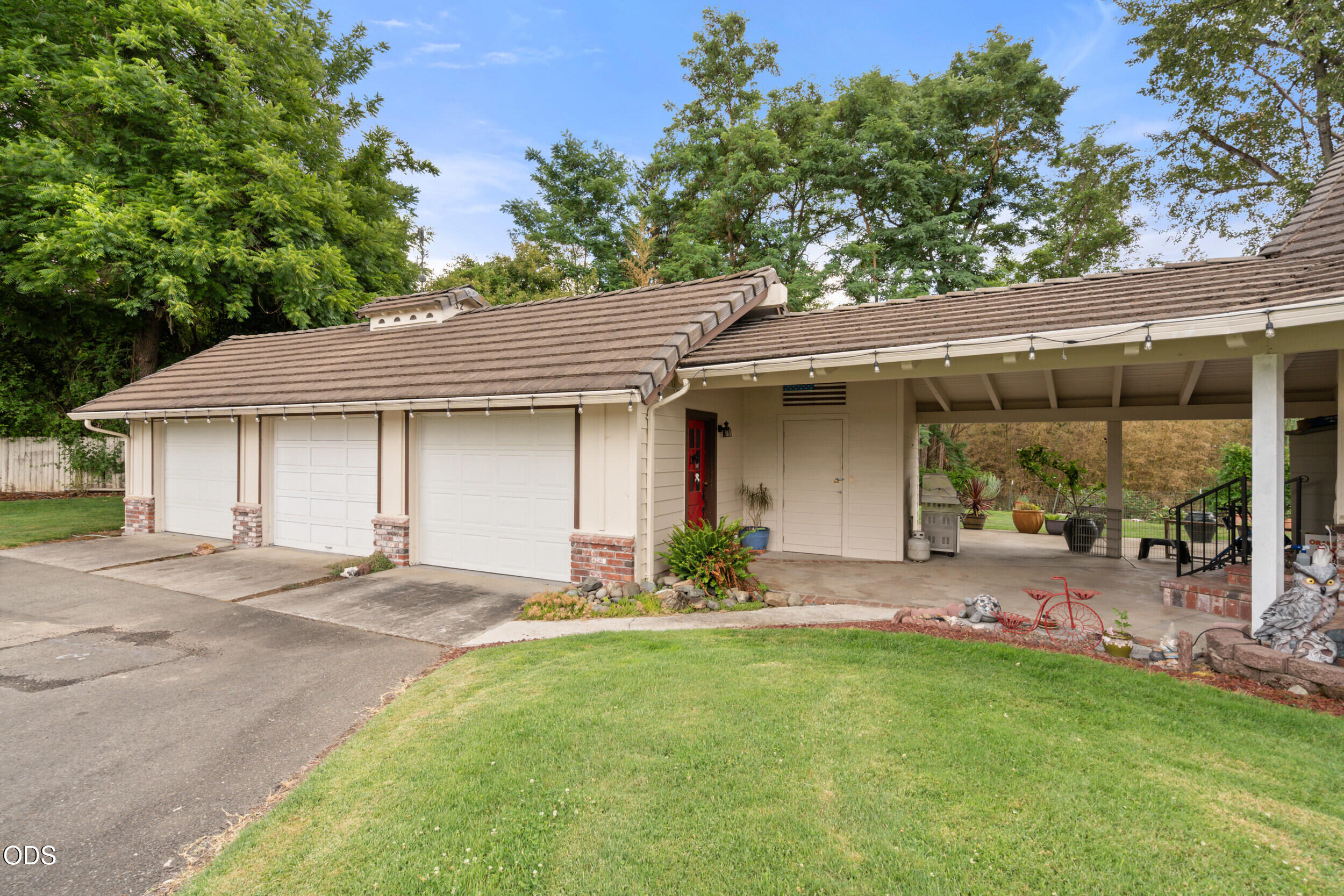 5061 Lower River Road Grants Pass, OR 97526 - Photo 8 of 63