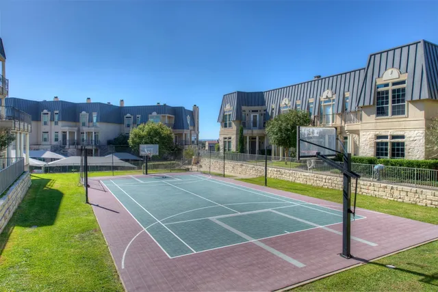 a view of a basket ball ground