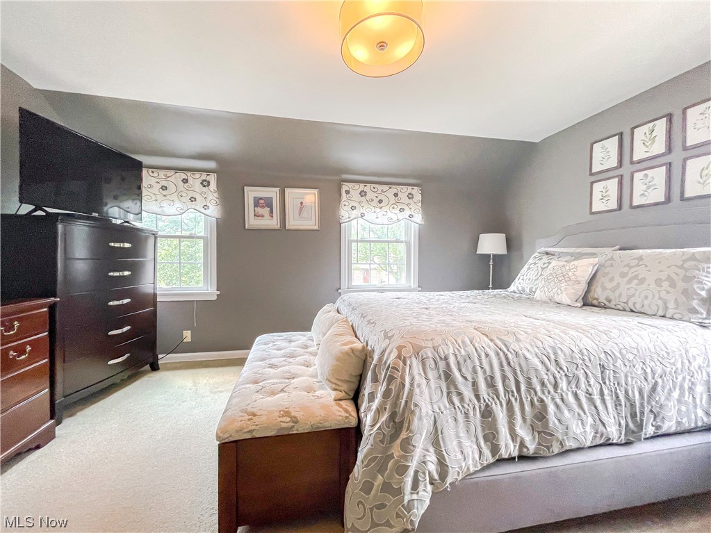 5267 Edenhurst Road Cleveland, OH 44124 - Photo 18 of 34