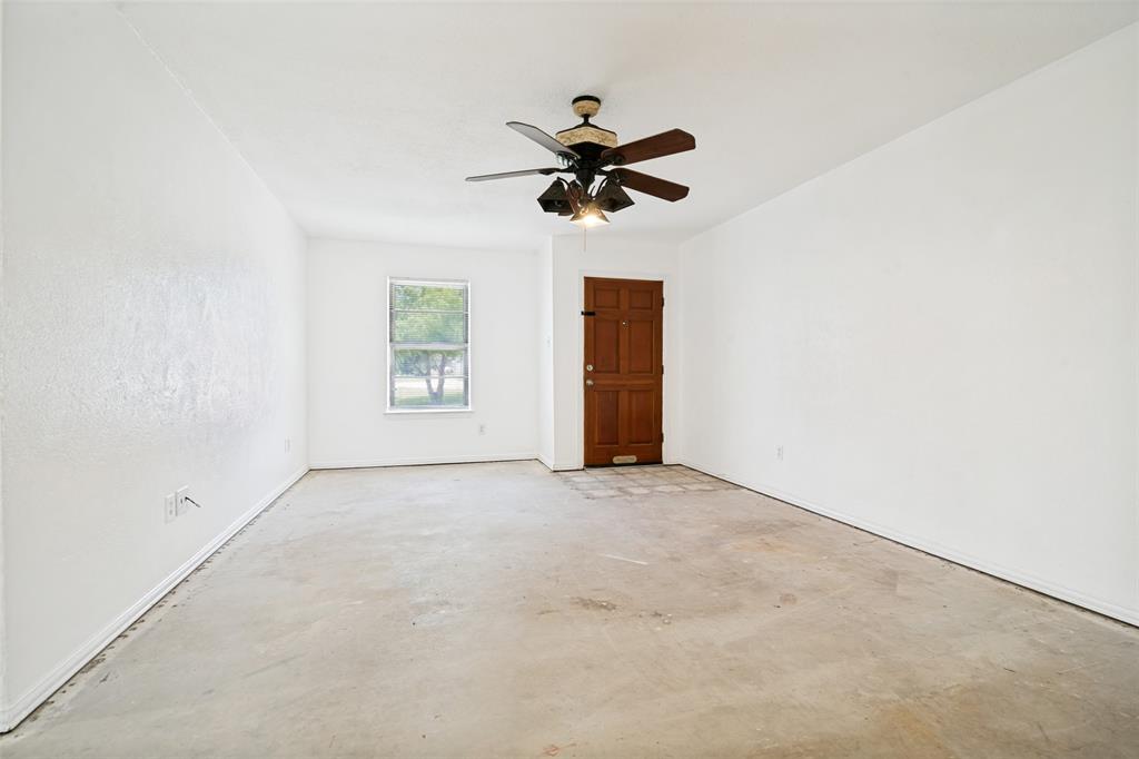 6105 Country Corner Lane Terrell, TX 75161 - Photo 5 of 27