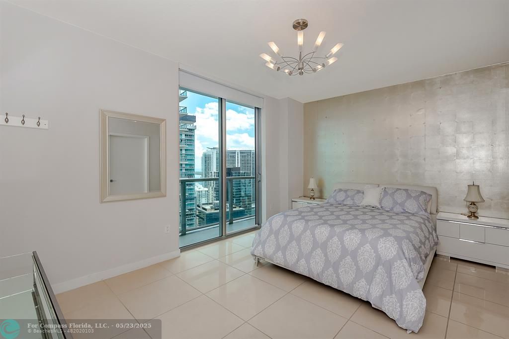 1111 Southwest 1st Avenue, Unit PH3920 Miami, FL 33130 - Photo 13 of 19