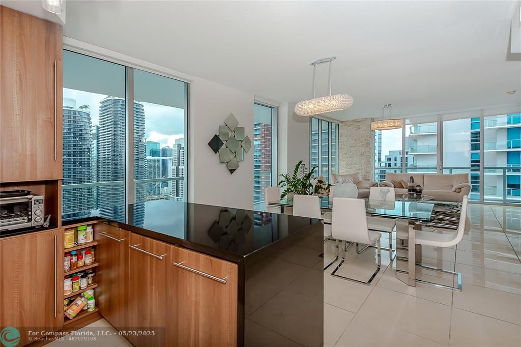 1111 Southwest 1st Avenue, Unit PH3920 Miami, FL 33130 - Photo 4 of 19