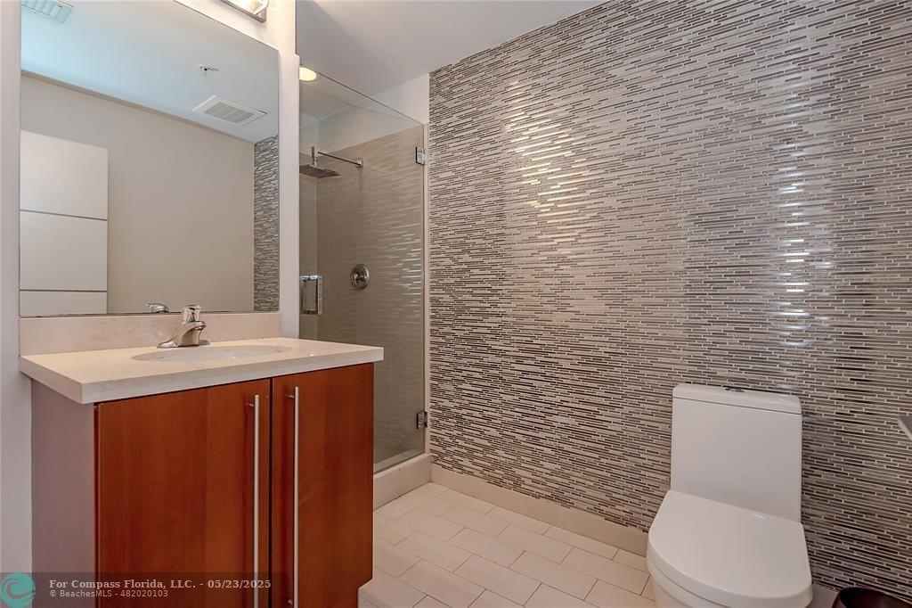 1111 Southwest 1st Avenue, Unit PH3920 Miami, FL 33130 - Photo 8 of 19