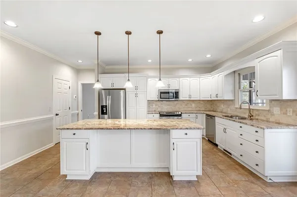 $717,900 | 205 Catawbah Road, Clemson, SC 29631