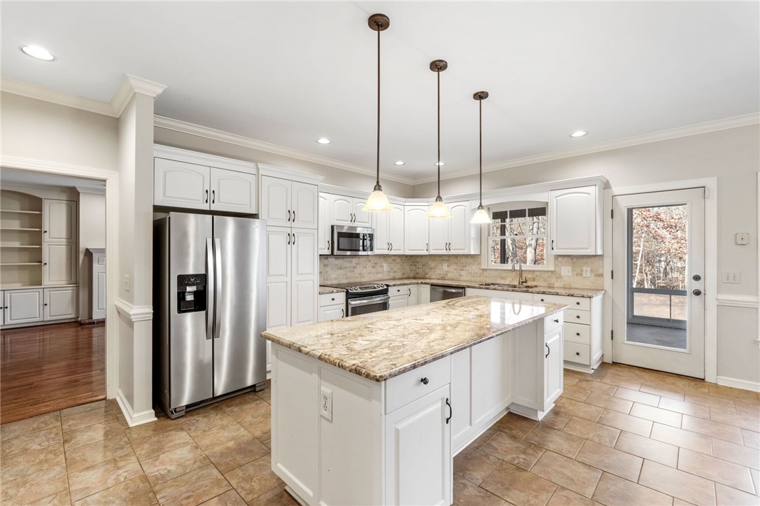 205 Catawbah Road Clemson, SC 29631 - Photo 17 of 49