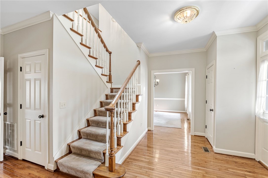 205 Catawbah Road Clemson, SC 29631 - Photo 7 of 49