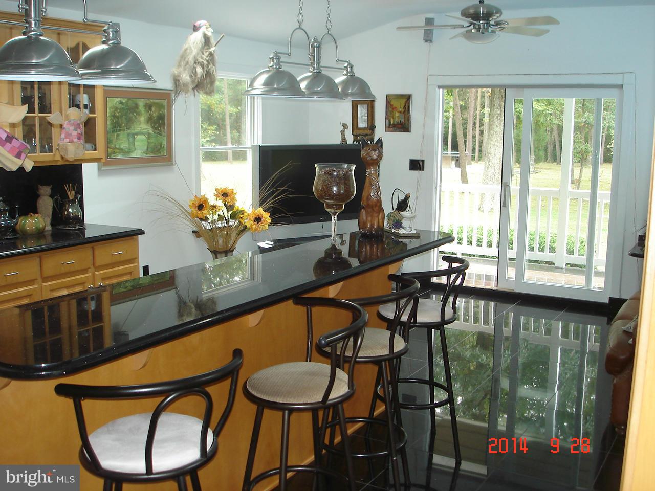 14706 Fox Chase Circle Ridgely, MD 21660 - Photo 5 of 29 Kitchen