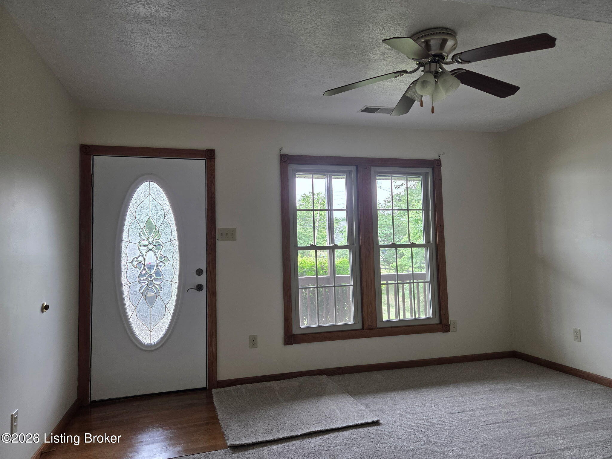 230 Beech Grv Road Shepherdsville, KY 40165 - Photo 9 of 43 20260529_181501