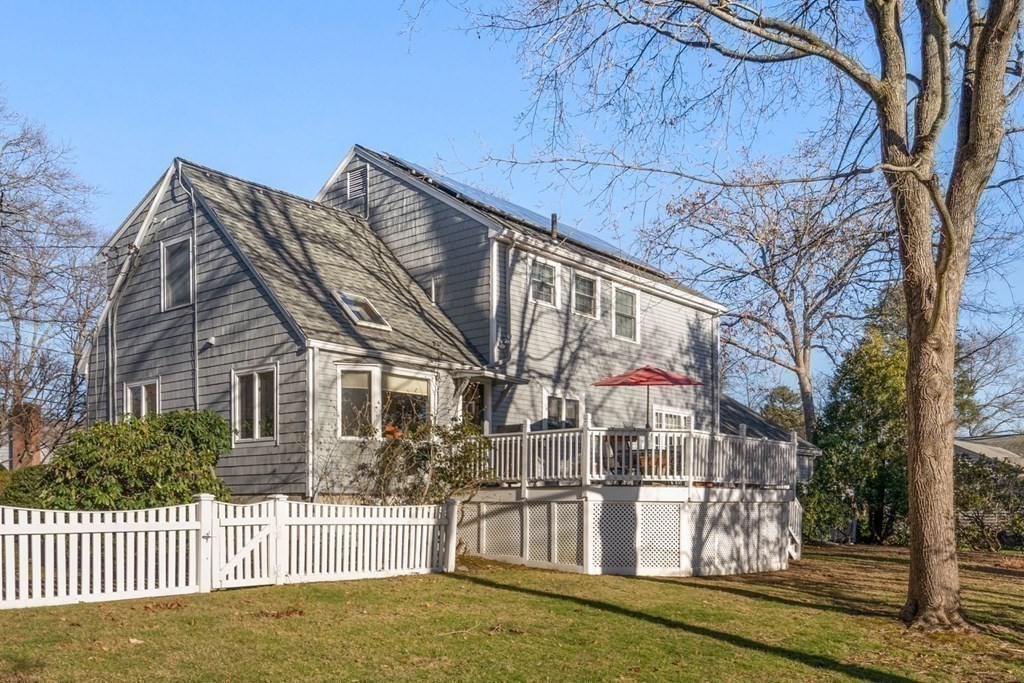 40 Burdean Road Newton, MA 02459 - Photo 24 of 26 Gallery Image 24