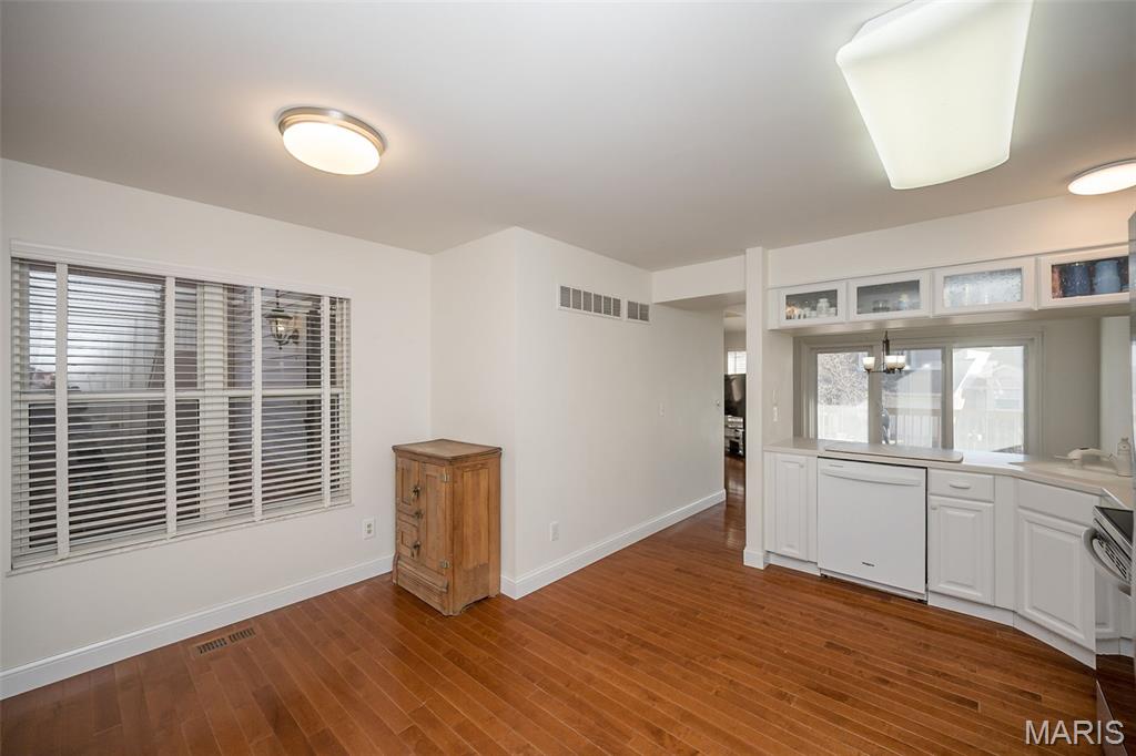 1337 Stone Run Drive Ballwin, MO 63021 - Photo 19 of 57