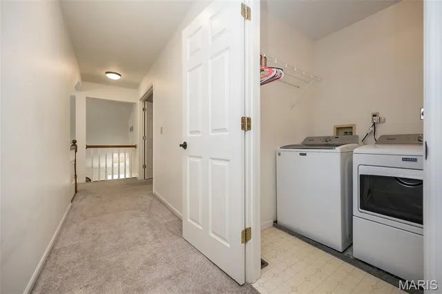 $300,000 | 1337 Stone Run Drive, Ballwin, MO 63021