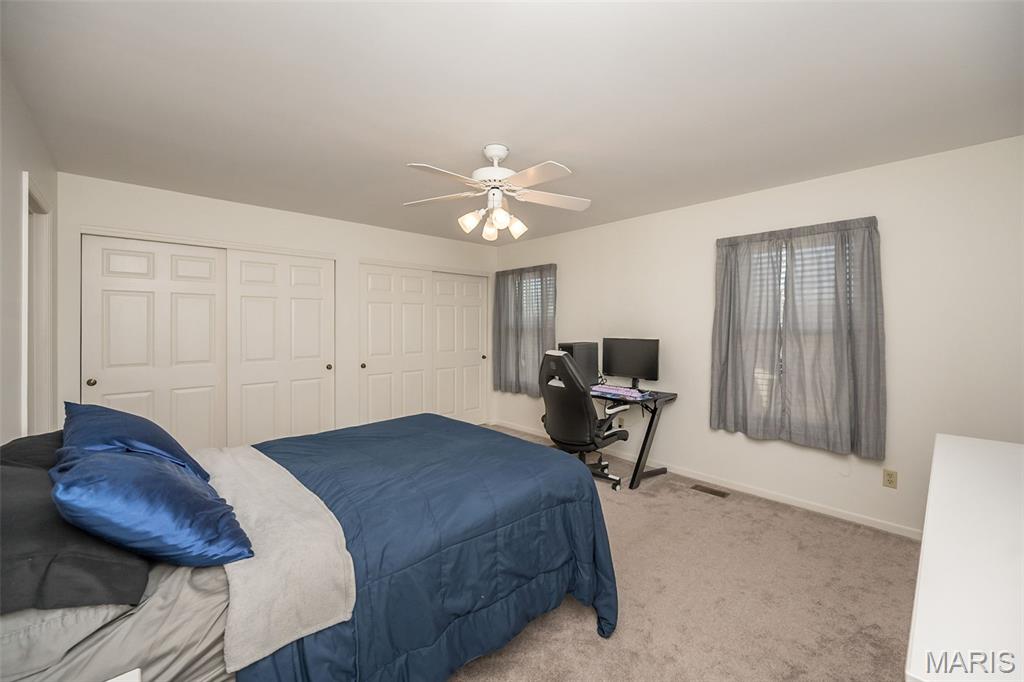 1337 Stone Run Drive Ballwin, MO 63021 - Photo 31 of 57