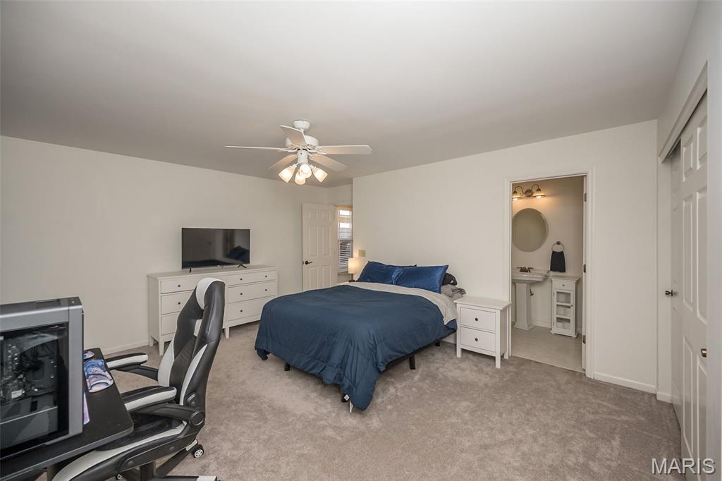 1337 Stone Run Drive Ballwin, MO 63021 - Photo 33 of 57