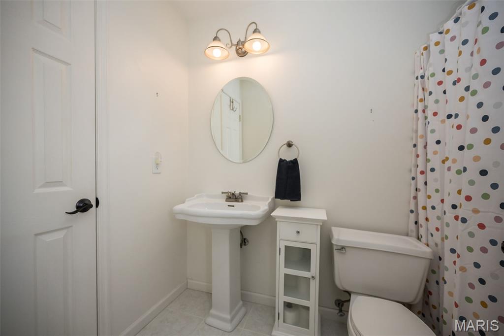 1337 Stone Run Drive Ballwin, MO 63021 - Photo 34 of 57