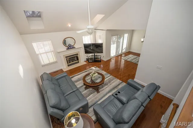 $300,000 | 1337 Stone Run Drive, Ballwin, MO 63021