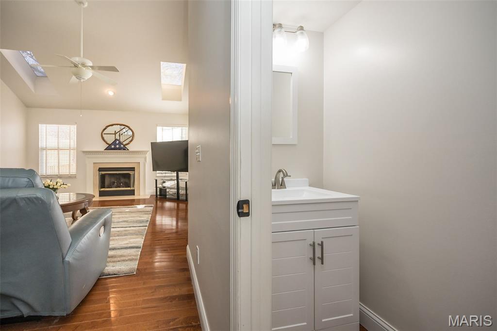 1337 Stone Run Drive Ballwin, MO 63021 - Photo 8 of 57