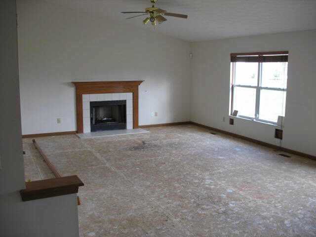 6983 Taylor Road Reynoldsburg, OH 43068 - Photo 3 of 10