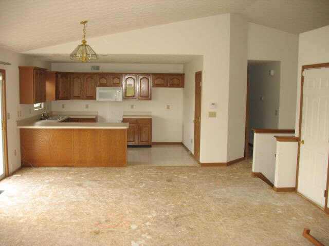 6983 Taylor Road Reynoldsburg, OH 43068 - Photo 4 of 10