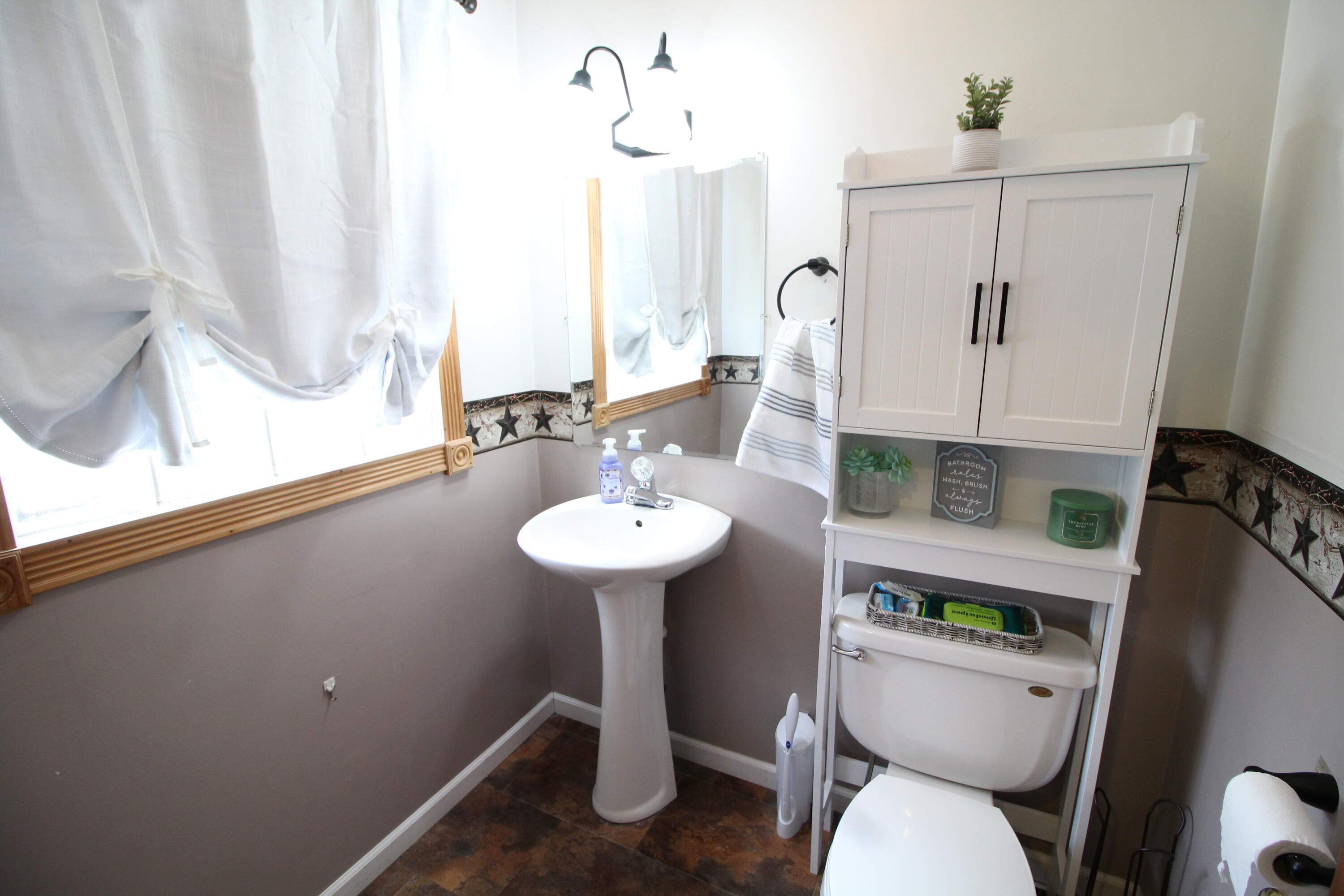 1516 South 78th Street Milwaukee, WI 53214 - Photo 21 of 53 Half Bath