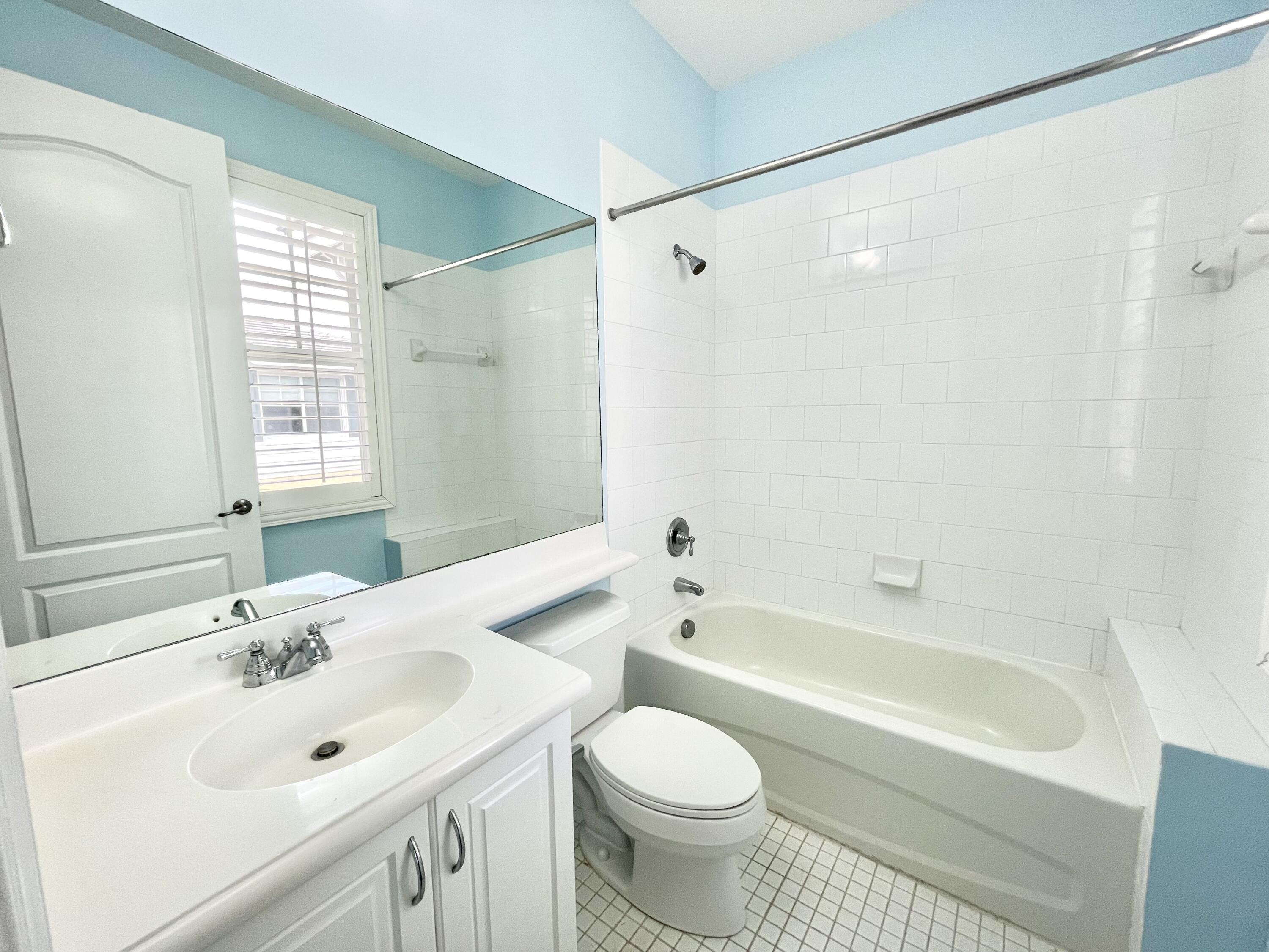 3834 Northwest 5th Terrace Boca Raton, FL 33431 - Photo 12 of 31 2nd Bathroom