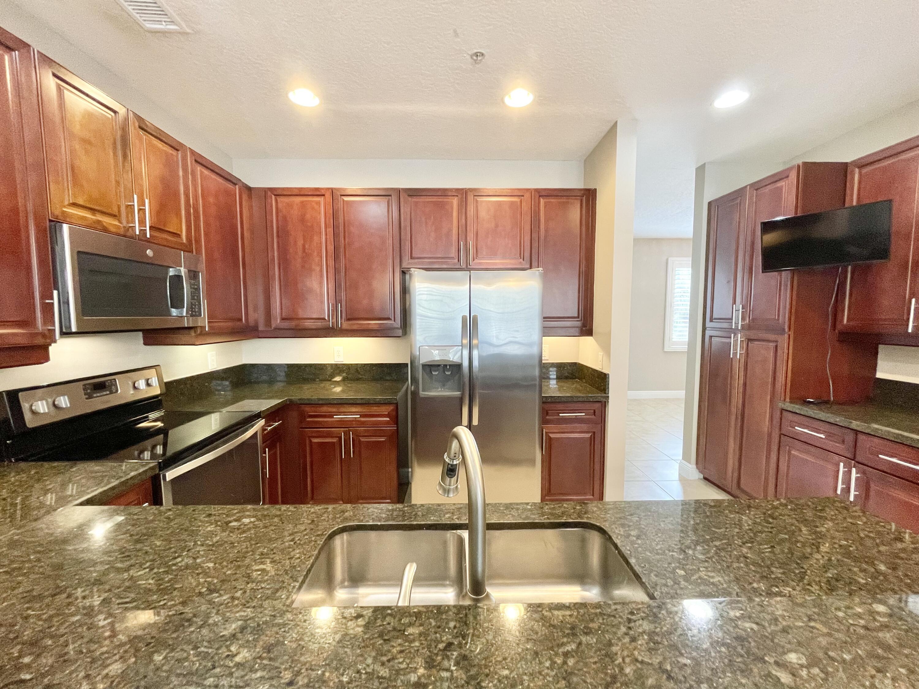 3834 Northwest 5th Terrace Boca Raton, FL 33431 - Photo 16 of 31 Granite Kitchen