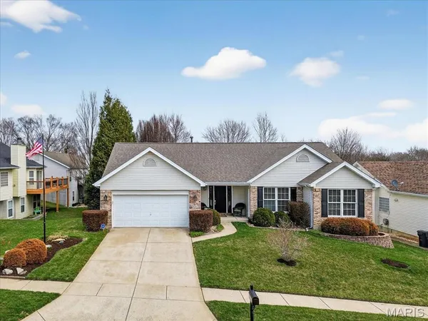 $479,000 | 118 Spring Tree Court, St. Charles, MO 63303