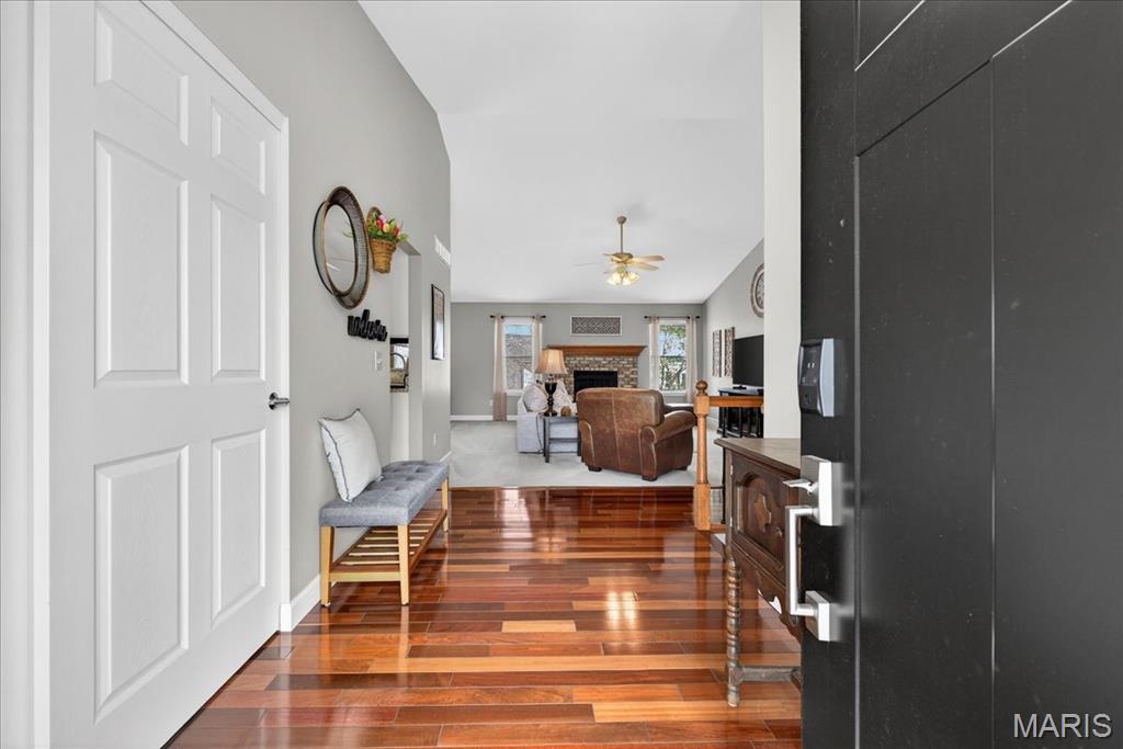 118 Spring Tree Court St. Charles, MO 63303 - Photo 8 of 60