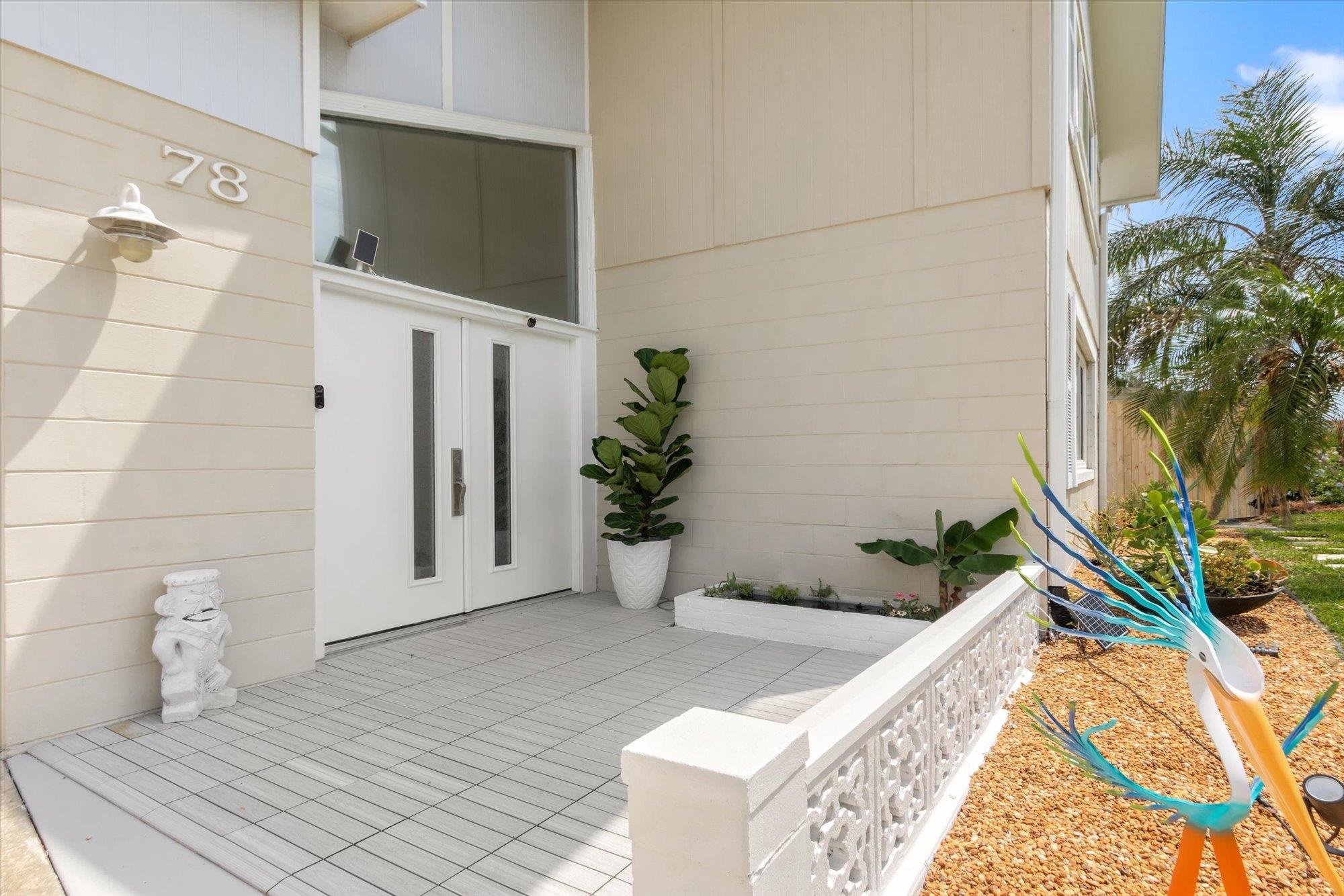 78 Ferrol Road St. Augustine, FL 32084 - Photo 6 of 59 a view of a entryway