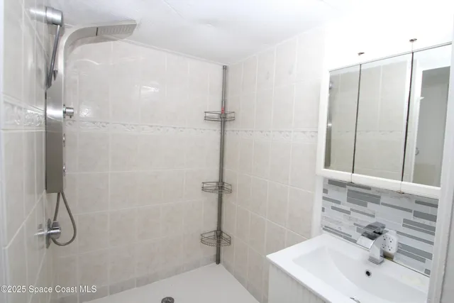 $1,350 | 2132 Rocway Drive, Melbourne, FL 32935